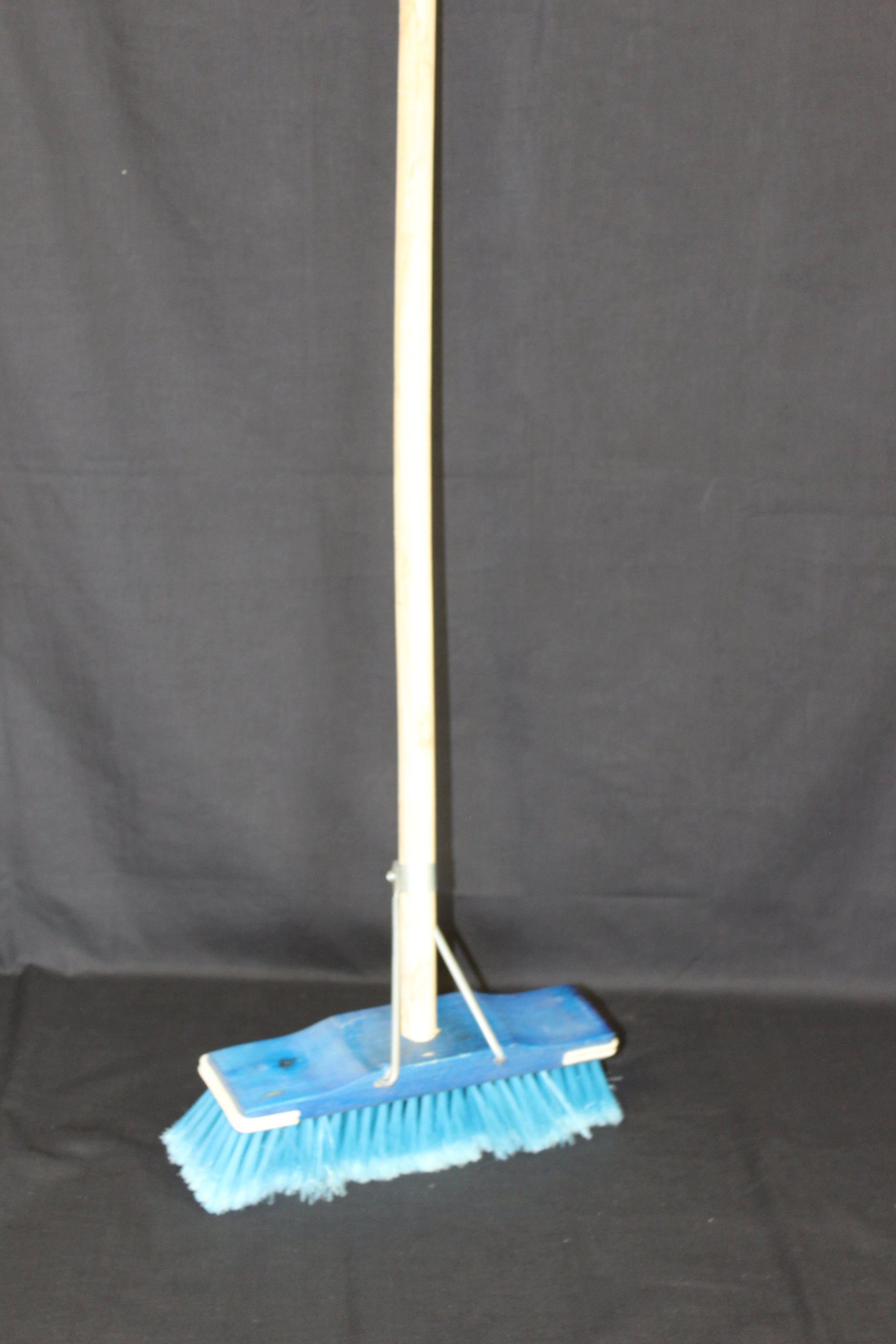 BROOM - SUPER DELUXE BMGE-1269 - Unome